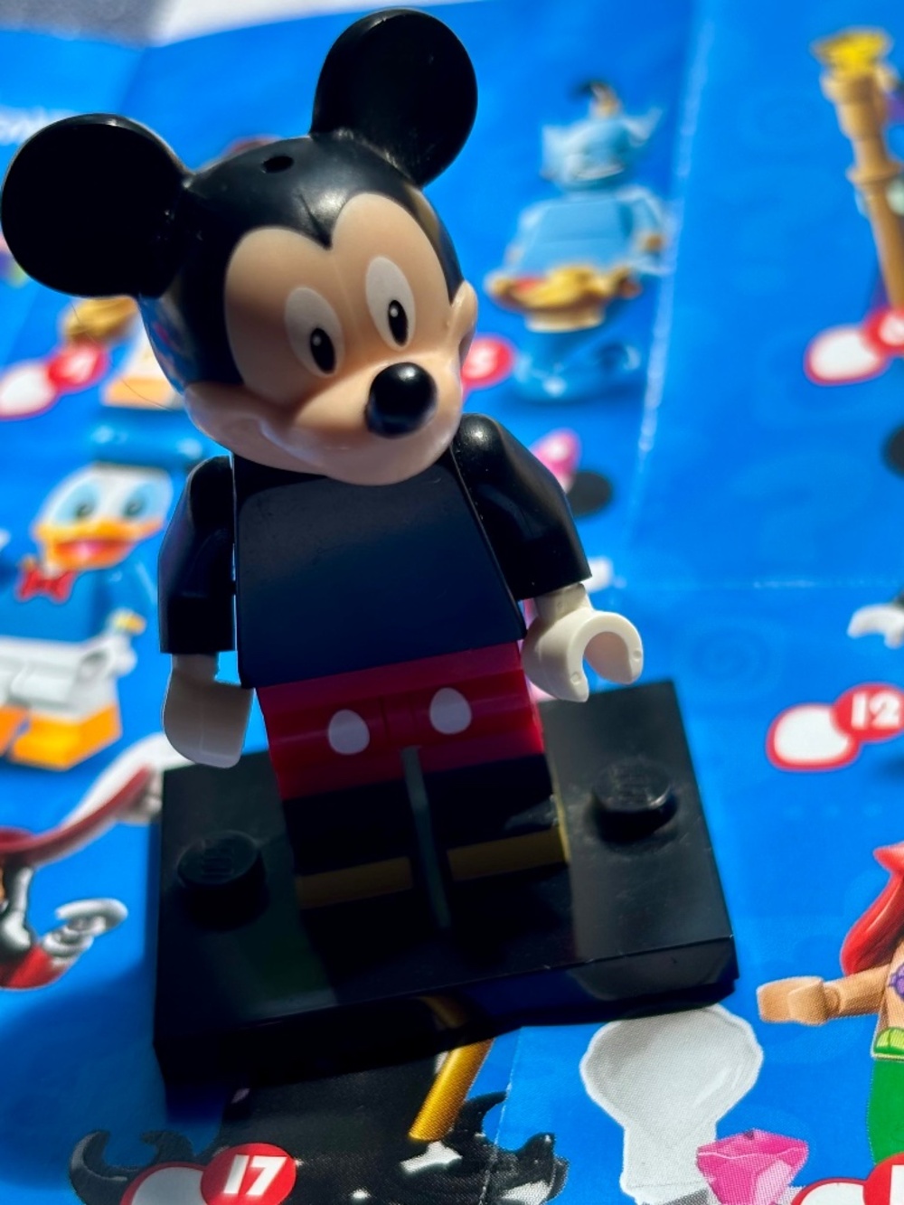 LEGO Disney, Series 1 "Mickey Mouse" coldis-12 With stand, pamphlet & accesssori